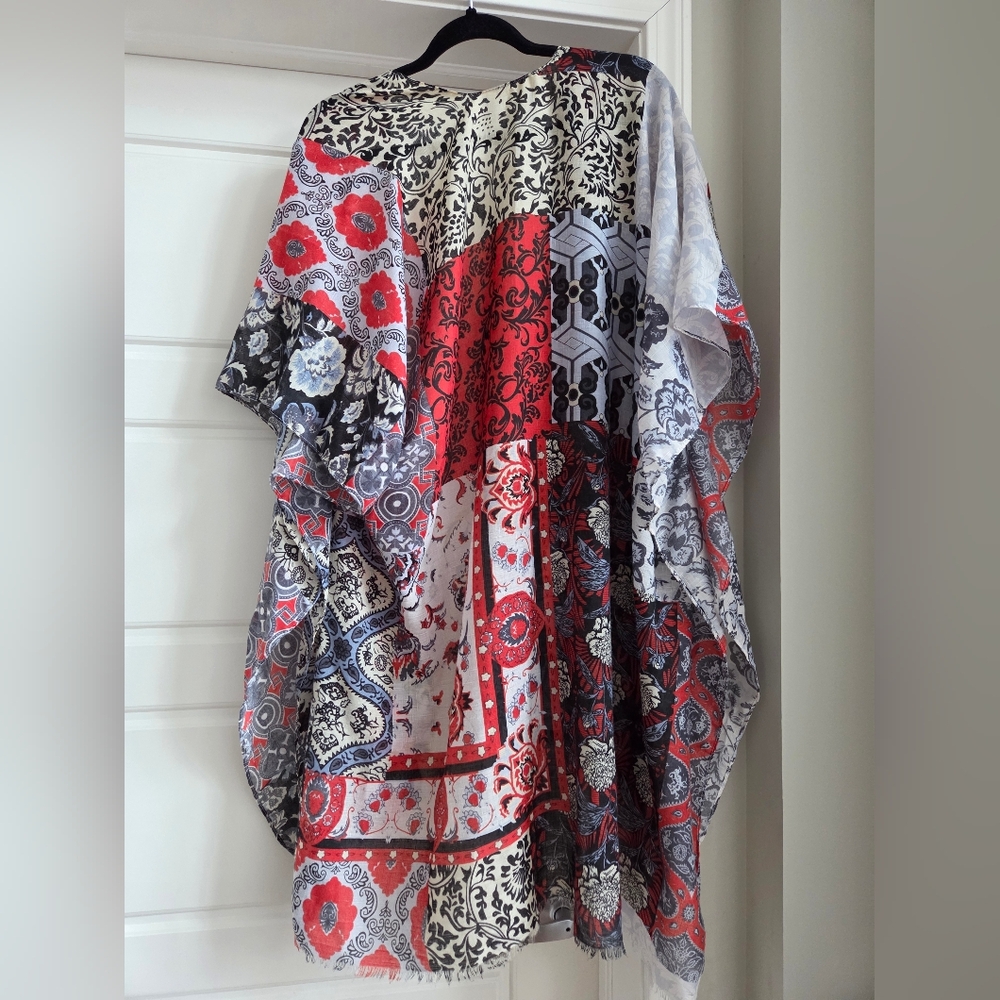 Black and Red Boho Womens Lightweight Kimono - Picture 6 of 12